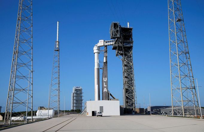 Kosmickou loď Starliner si od Boeingu objednala NASA.