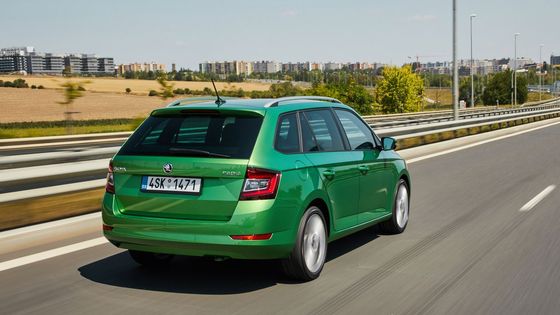 Škoda Fabia Combi je jednou z mála cest k rodinnému autu pod 400 tisíc korun.