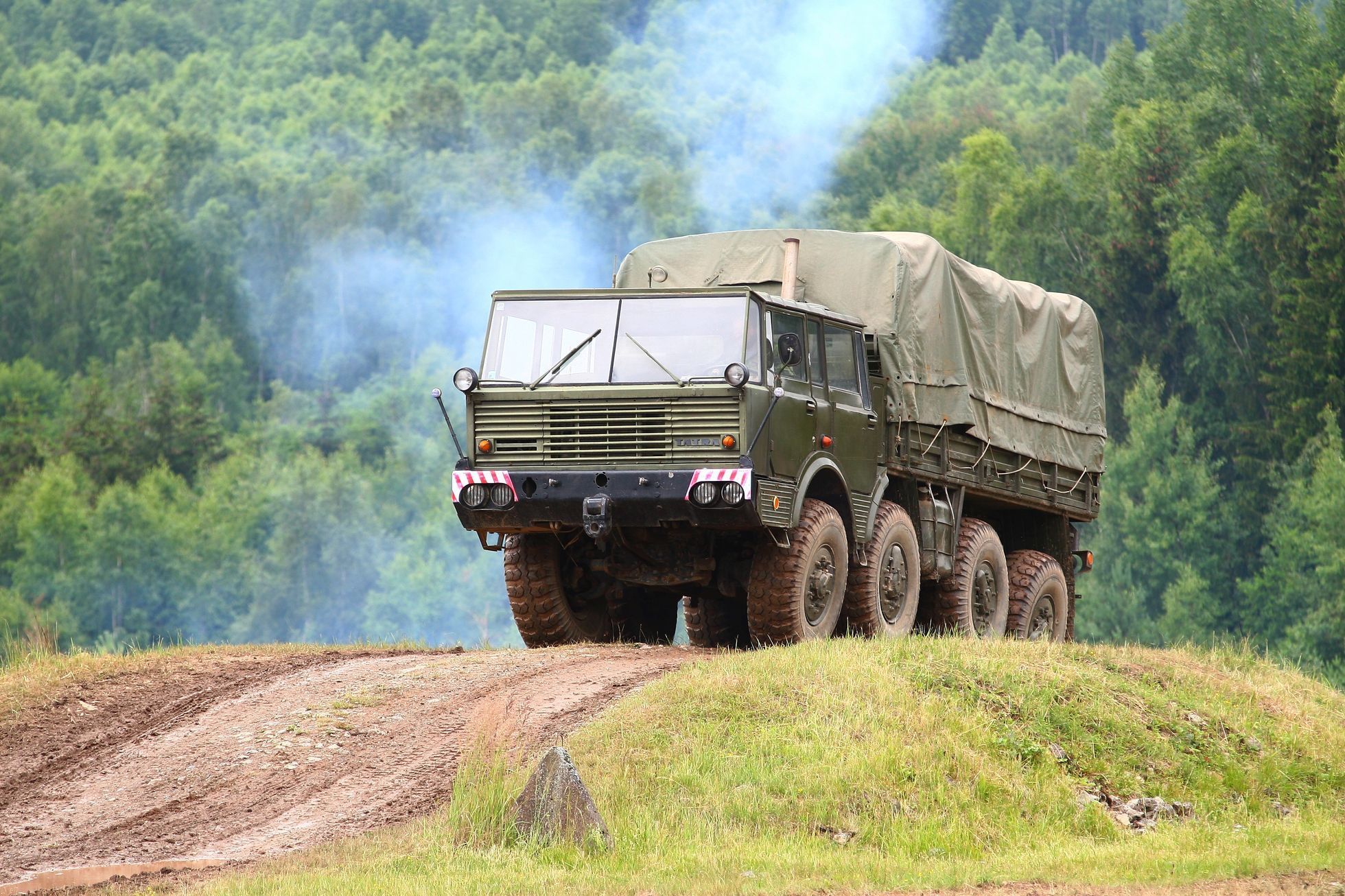 Tatra 813 Kolos