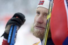 Sundby vyhrál dálkový závod v běhu na lyžích, Řezáče předběhlo jedenáct Norů