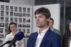 Lékař Hilšer jde do boje o Hrad. Dostatek podpisů nezískal, podpořili ho ale senátoři