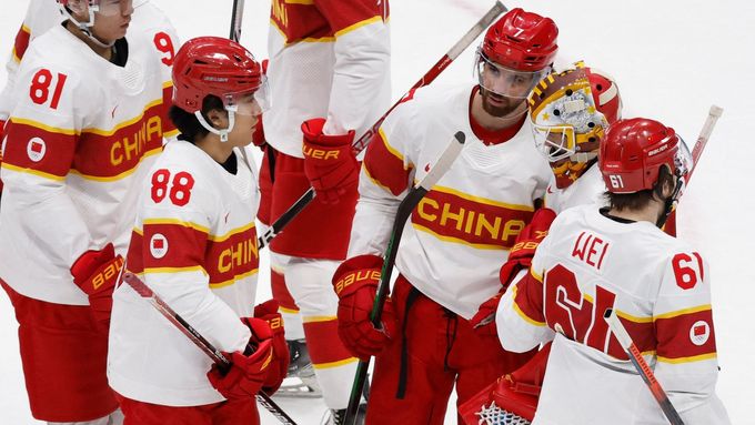 Reprezentanti Číny po vyřazení z hokejového turnaje na olympiádě v Pekingu 2022