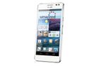 Huawei Ascend D2 - na oficiální fotografii Druhým z mobilů je pětipalcový Huawei Ascend D2 s 13 megapixelovým fotoaparátem a čtyřjádrovým procesorem.