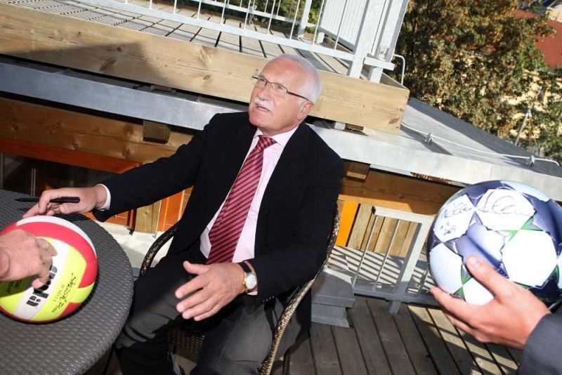 Prezident vítá prvňáky