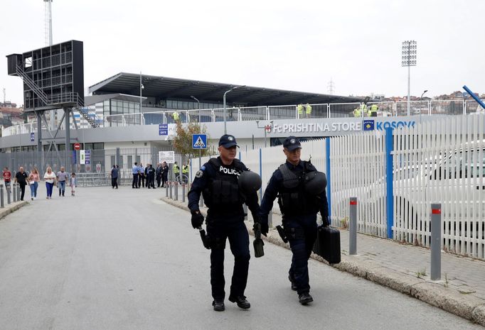 Policisté před před zápasem kvalifikace ME 2020 Kosovo - Česko.