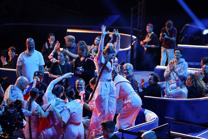 Snímek z úterního vystoupení Vesny v semifinále Eurovize.