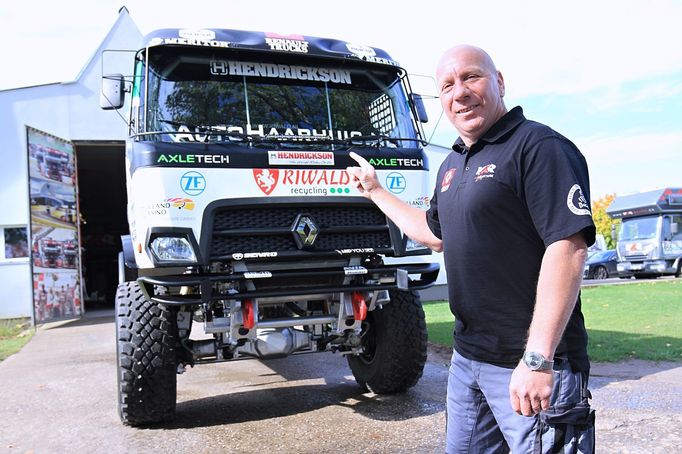 Kamion Renault týmu MKR Technology pro Rallye Dakar 2020 - šéf týmu Mario Kress.
