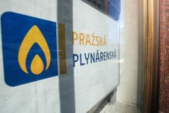 Policie prověřuje podvod s DPH u Pražské plynárenské, jeden člověk je obviněný