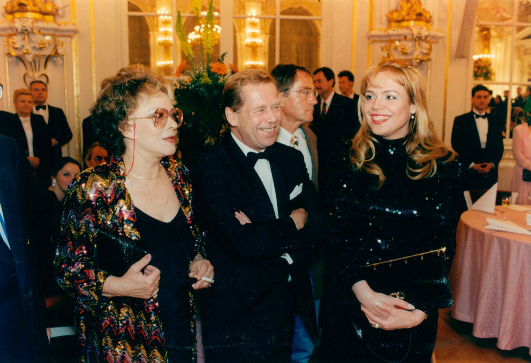 Jiřina Bohdalová, Václav Havel, Dagmar Havlová, 1995