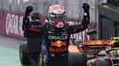 Max Verstappen z Red Bullu slaví vítězství ve VC Brazílie F1 2024