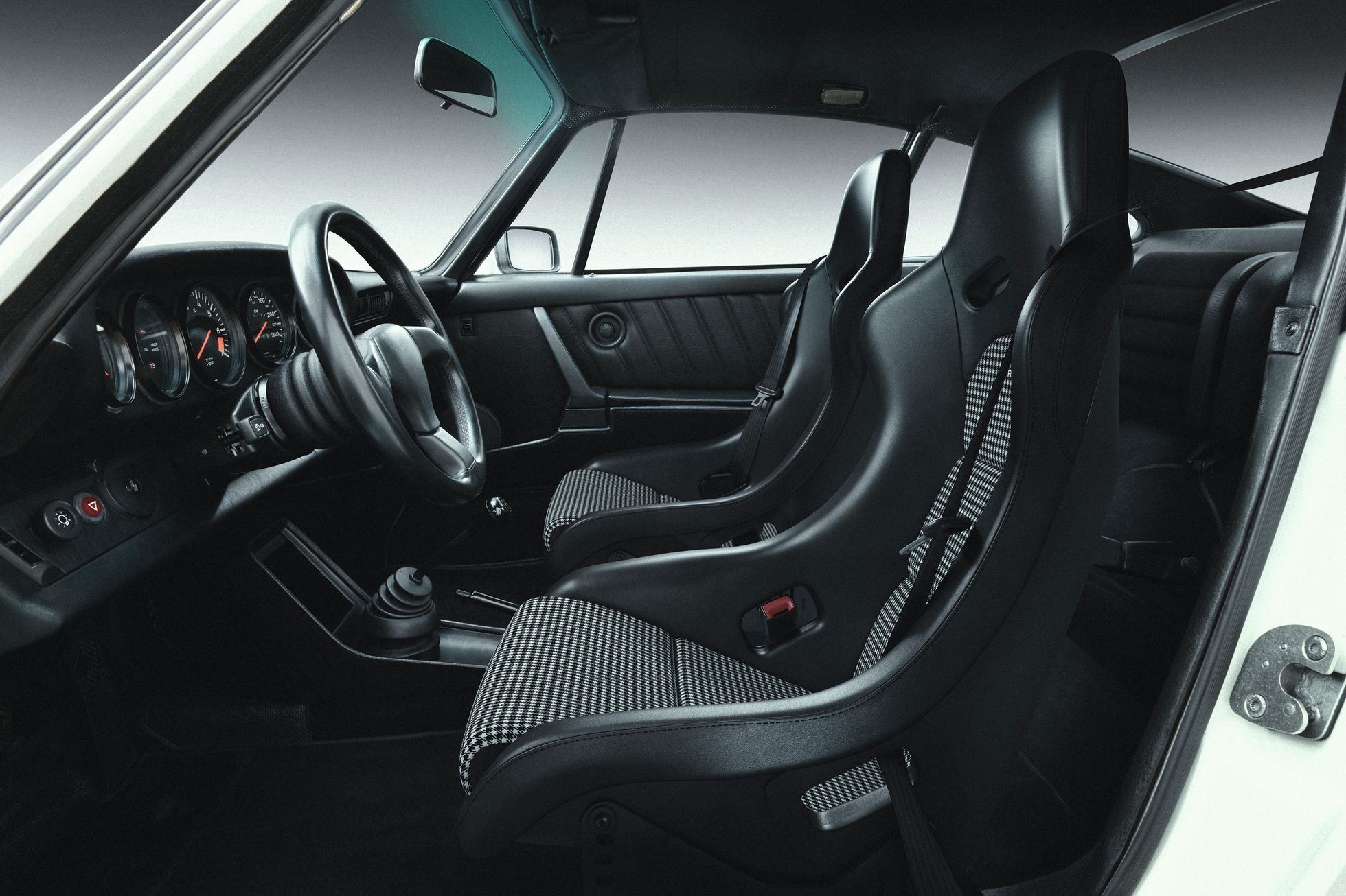 sedačky Recaro