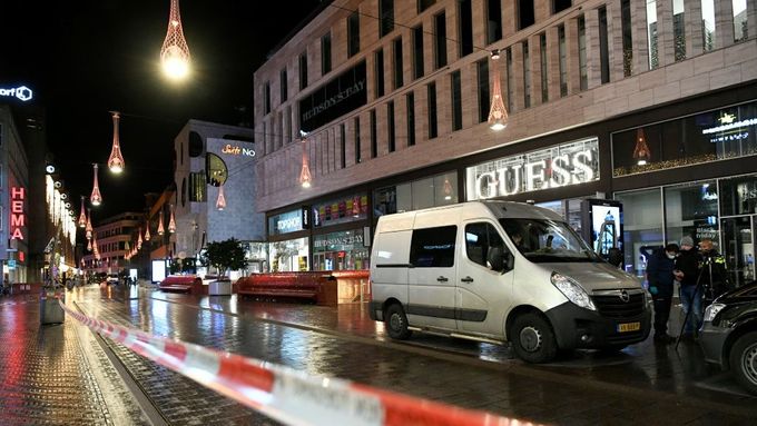 Haagský nákupní bulvár, kde došlo k útoku.