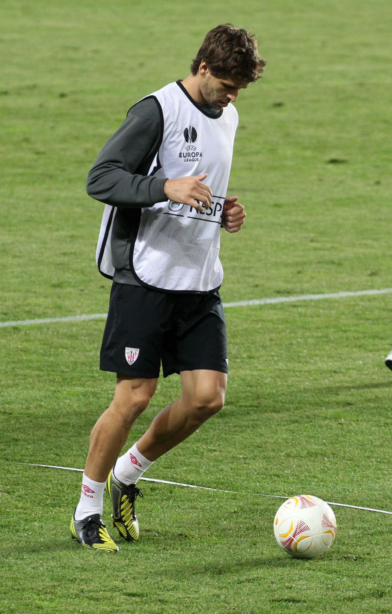 Fotbalista Fernando Llorente na tréninku Bilbaa před utkáním Evropské ligy 2012/13 se Spartou Praha.
