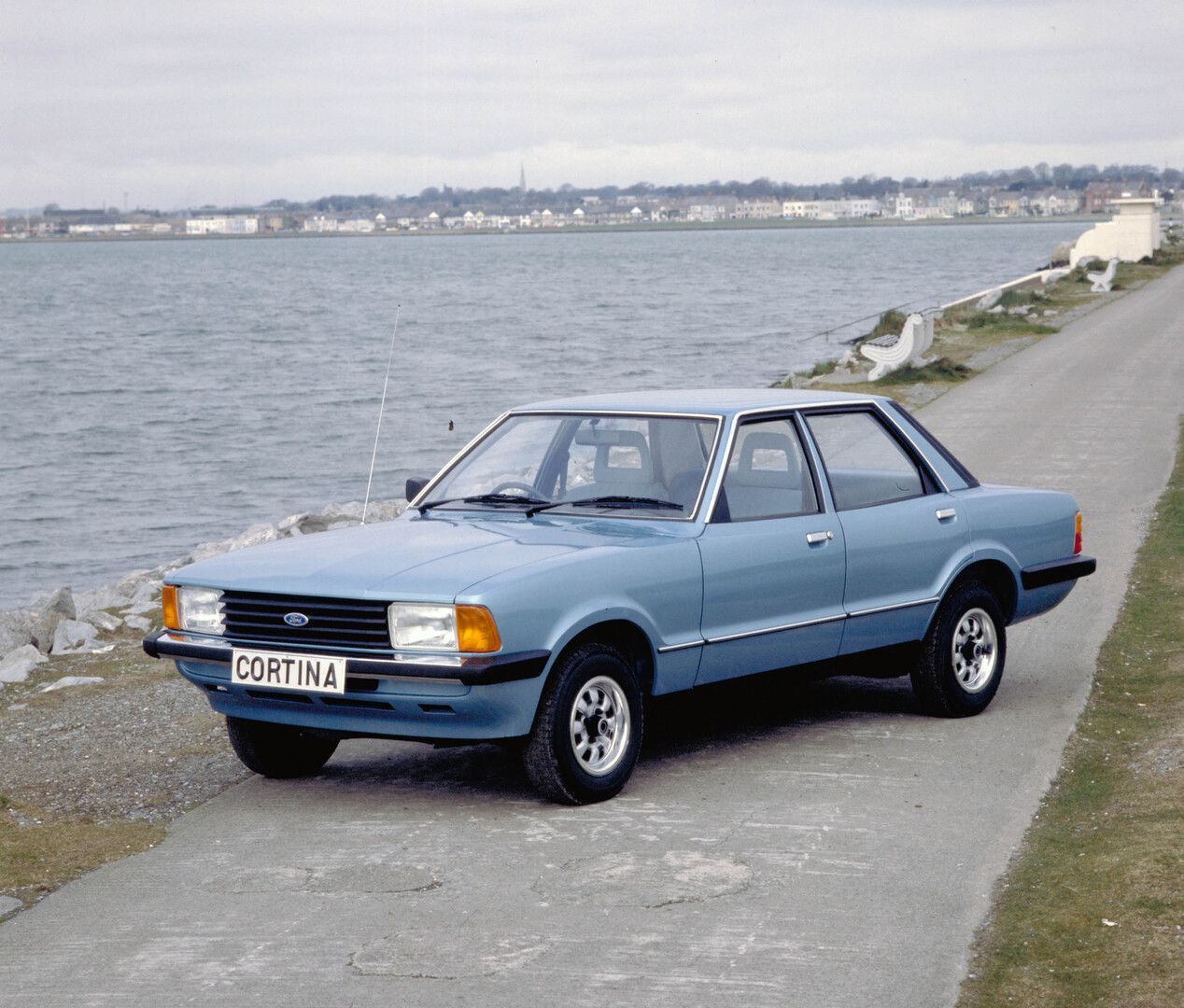 Ford Cortina L