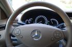 Mercedes-Benz S 400h - Pokrokový luxus