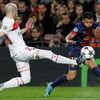Fotbal: Barcelona - Paris St. Germain: Pedro - Jallet
