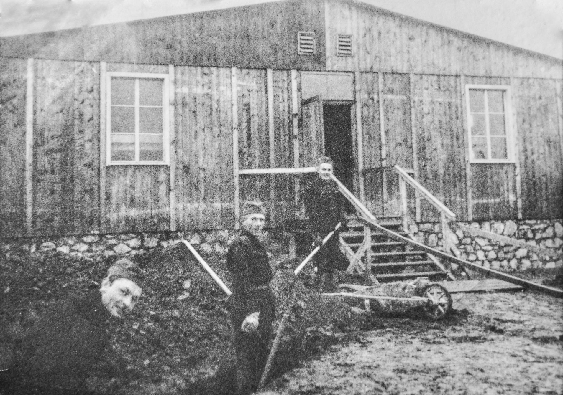 Koncentrační tábor Hradištko a neznámý příběh španělských vězňů, Koncentrační tábor Hradištko, Koncentrační tábor, Benešovsko, historie, Magazín