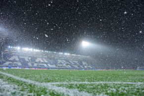 Bergamo zasypal sníh, zápas o všechno s Villarrealem se odkládá