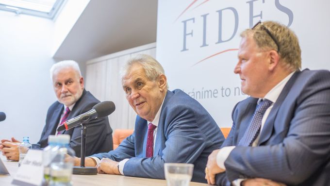 Miloš Zeman na setkání se zaměstnanci Trade FIDES.