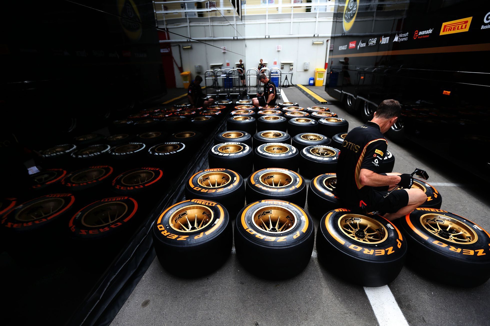 F1, VC Španělska: pneumatiky Pirelli