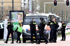 Policie zadržela kvůli útoku v Utrechtu dalšího muže, mohl mít podíl na střelbě