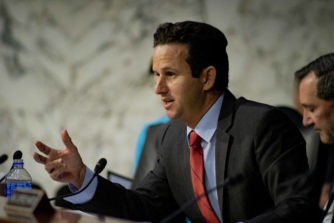 Senátor Brian Schatz