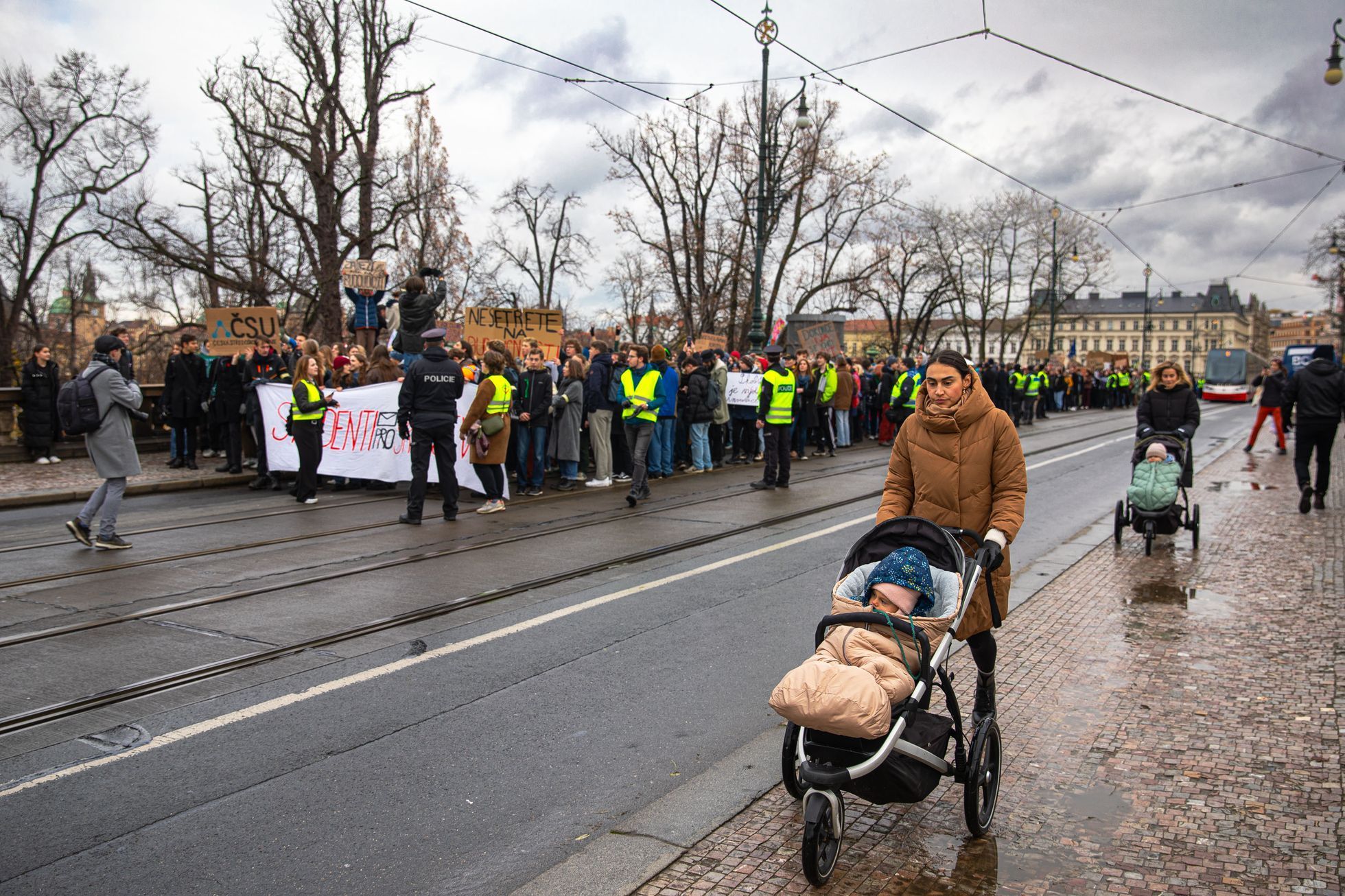 Stávka odborů, protest, demonstrace, pochod