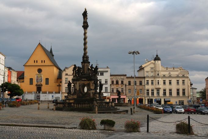 Sloup Panny Marie z let 1716 až 1723 na olomouckém Dolním náměstí.