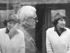 Bohumila Grögerová a Josef Hiršal na fotografii Hany Hamplové z osmdesátých let.
