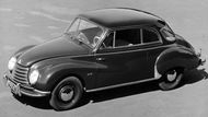 Audi DKW 1000. Hezký veterán z roku 1959, který má najeto 67 000 kilometrů. Majitel za kupé koupené ve Švýcarsku chce 222 000 Kč.