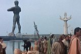 Sergio Leone roku 1961 debutoval filmem Rhodský kolos, kde se mocenské i milostné intriky odehrávaly ve výpravných kulisách.