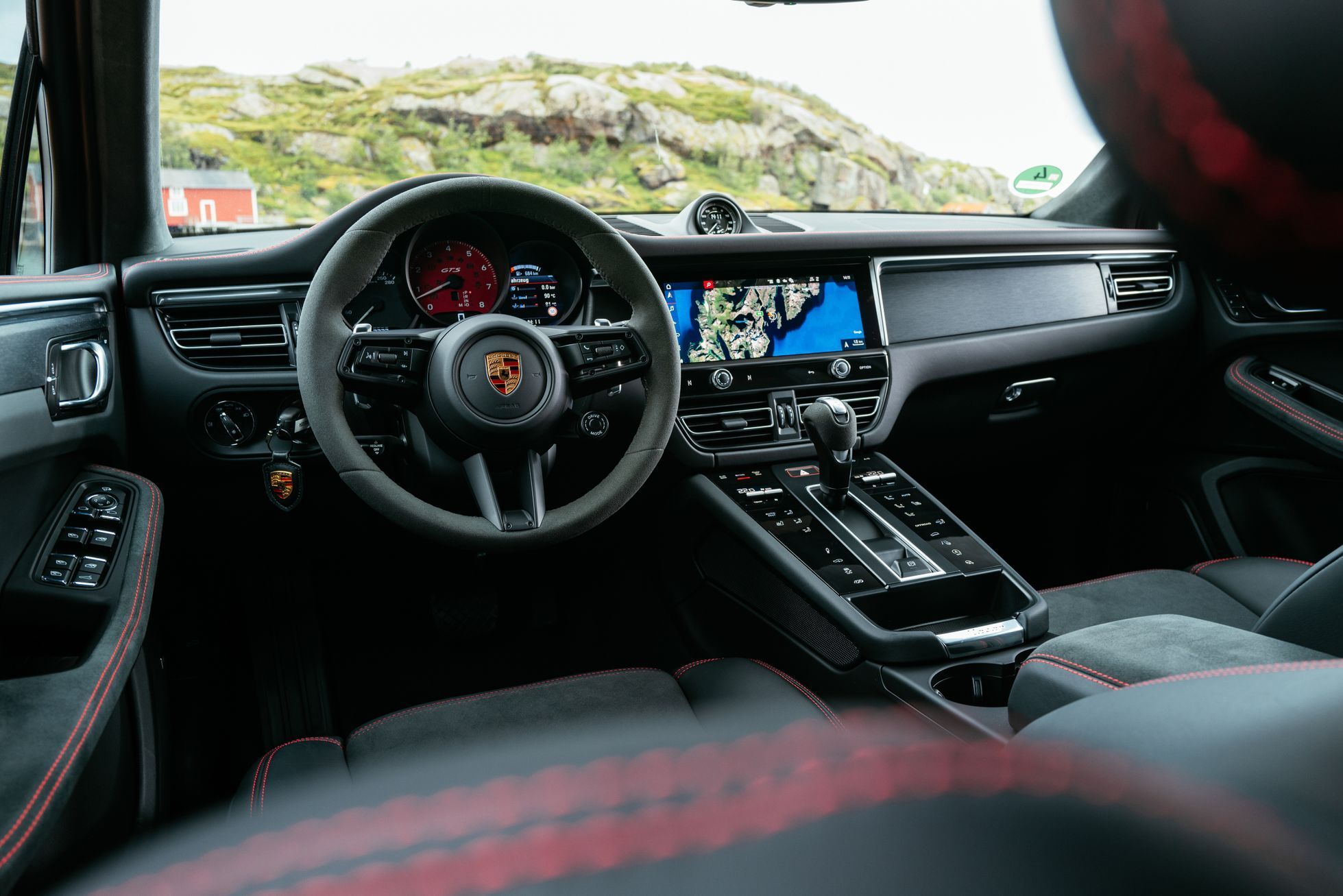 Porsche Macan 2021