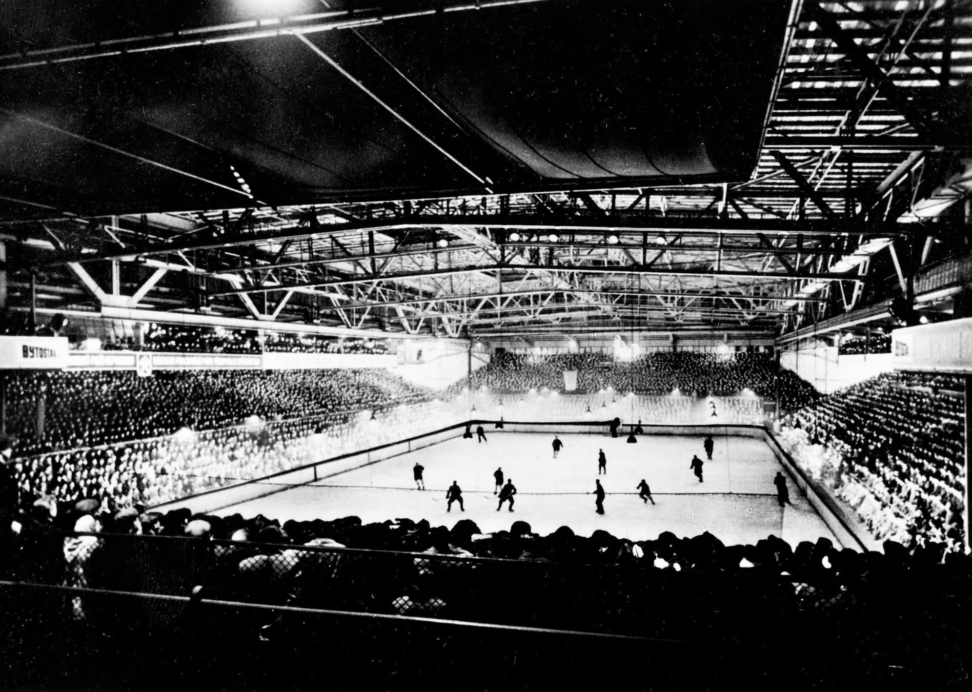 Kniha, Ostrava, Zrození metropole. Ostrava ve fotografiích padesátých a šedesátých let 20. století