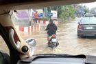 Ničivý Pabuk zeslabuje.Tropická bouře v Thajsku se mění na tlakovou níži