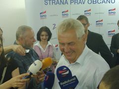 Miloš Zeman potvrdil, že v případě volebního neúspěchu odstoupí z funkce předsedy SPOZ.