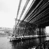 Fotogalerie / Barrandovský most / Tak se kdysi budoval Barrandovský most. Klíčový most v Praze nyní čekají opravy