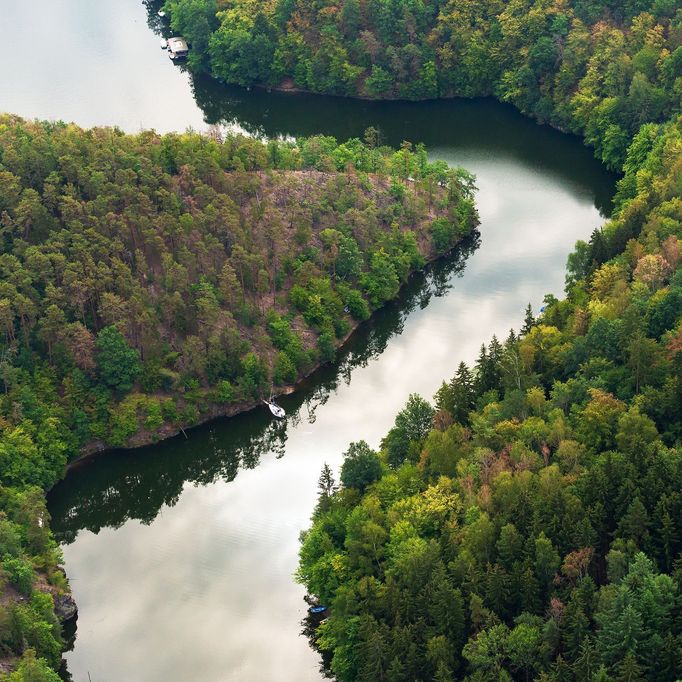 Vltava z výšky 2. Od Orlíku po Chuchli