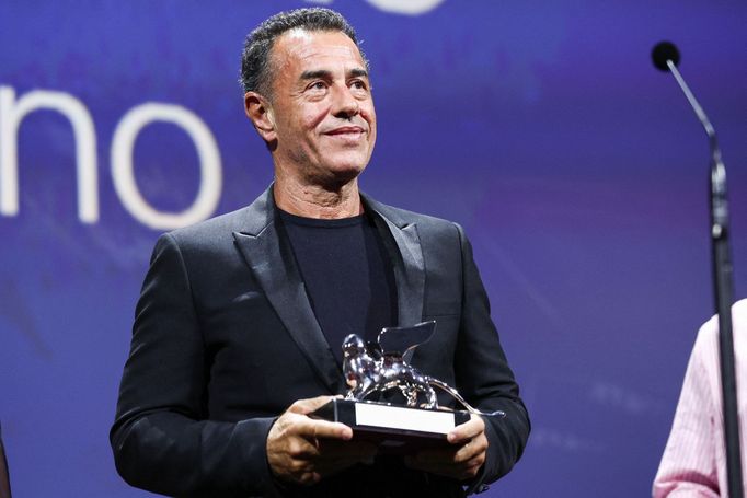 Stříbrného lva za režii si odnáší římský rodák Matteo Garrone.