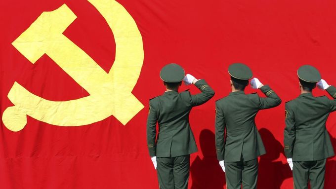 Naše země vzkvétá. (Ilustrační foto ke sjezdu Komunistické strany Číny, 2013.)