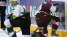 Hokejista klubu HC Sparta Praha Lukáš Luňák (vpravo) a Roman Prošek v prvním kole hokejové Tipsport extraligy 2012/13 s Energií Karlovy Vary.