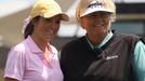 Golfistky Karolína Vlčková a Laura Daviesová na Prague Golf Masters 2012.