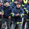 Demonstrace hasičů a policistů proti snížení platů