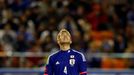 Keisuke Honda v přípravném utkání s Novým Zélandem