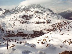 Do Alp každoročně míří půl milionu českých lyžařů.