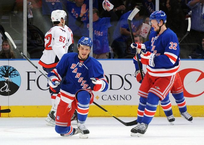 NHL: NY Rangers - Washington Capitals, 1. zápas (Artem Anisimov, oslava)