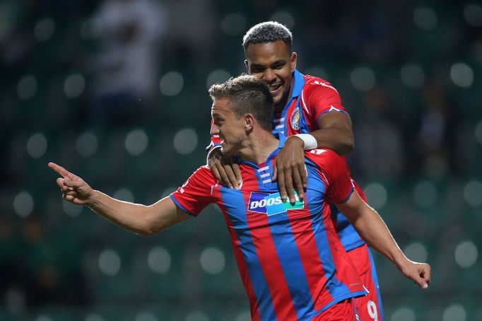 Jan Kopic a David Beauguel slaví v zápase Bohemians 1905 - Plzeň