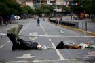 Ve Venezuele začala celodenní stávka proti prezidentovi. V ulicích se očekávají tvrdé střety