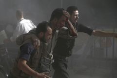 Asadova armáda zaútočila na předměstí Damašku, zemřelo 13 lidí