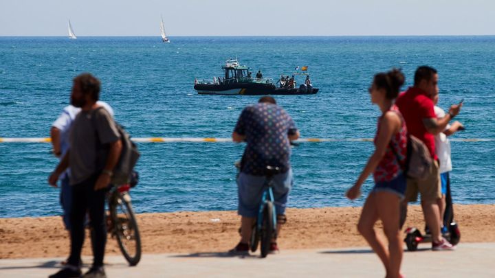 V Barceloně evakuovali pláž kvůli kvůli bombě, na dně moře ležela 80 let