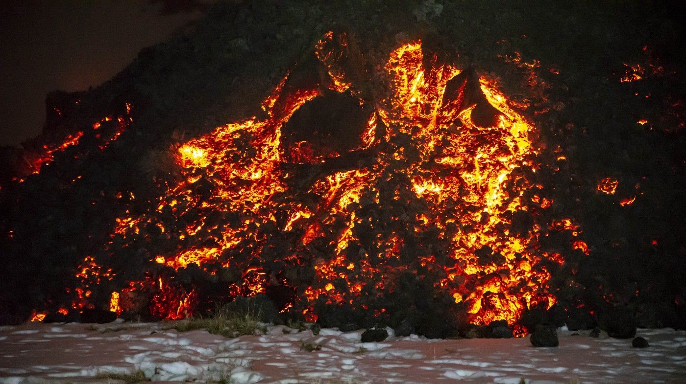 Etna, sopka, erupce, sníh, láva, Zahraničí, Itálie